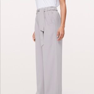 Gorgeous Lululemon Silverscreen Noir Pant Sz10